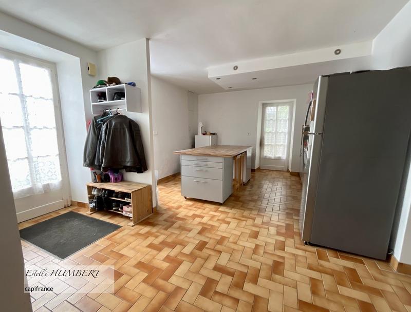 Maison - 145 m² - 5 pièces