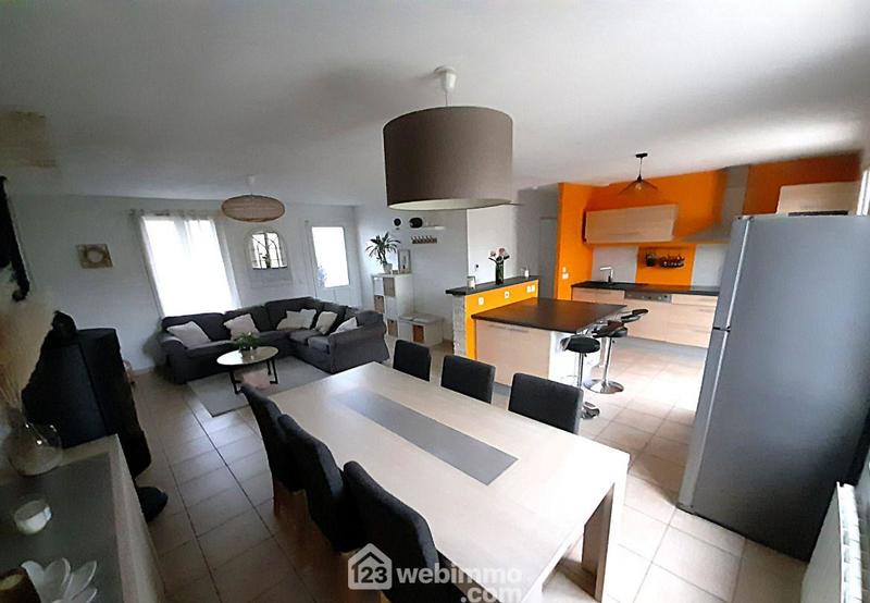 Maison - 102 m² - 5 pièces