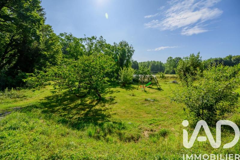 Maison - 290 m² - 9 pièces