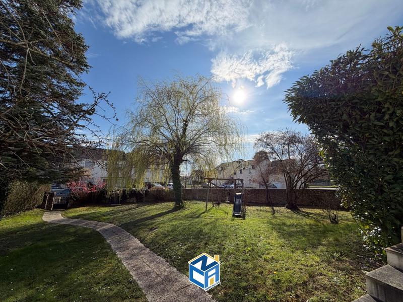 Maison - 157 m² - 7 pièces