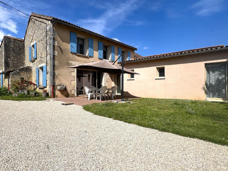 Maison - 149 m² - 6 pièces