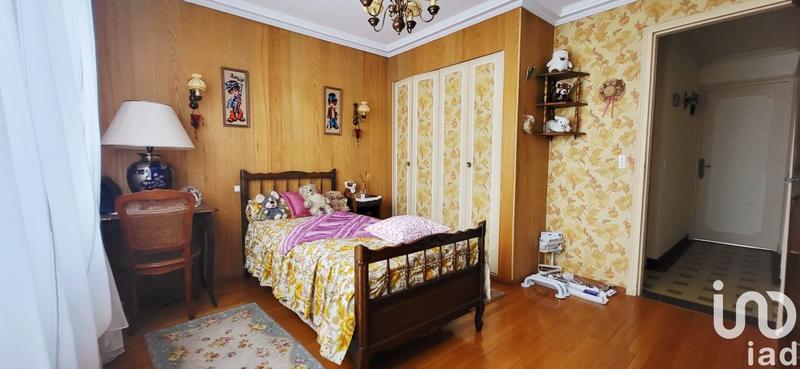 Maison - 216 m² - 5 pièces