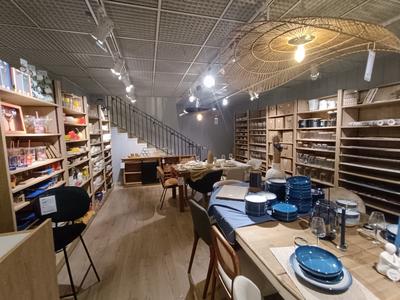 Local commercial - 900 m²