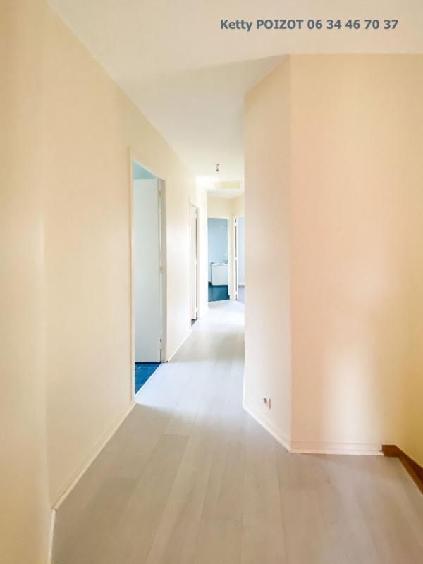 Maison - 130 m² - 8 pièces