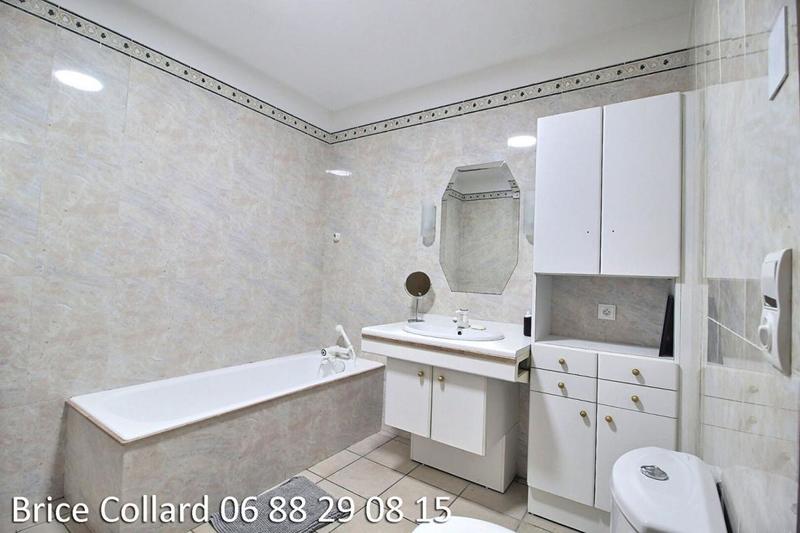 Maison - 151 m² - 6 pièces