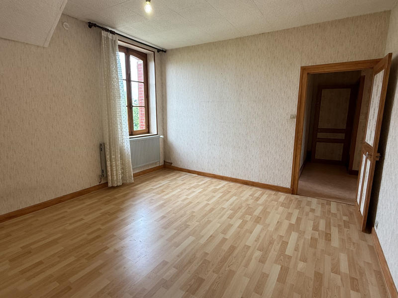 Maison - 127 m² - 8 pièces