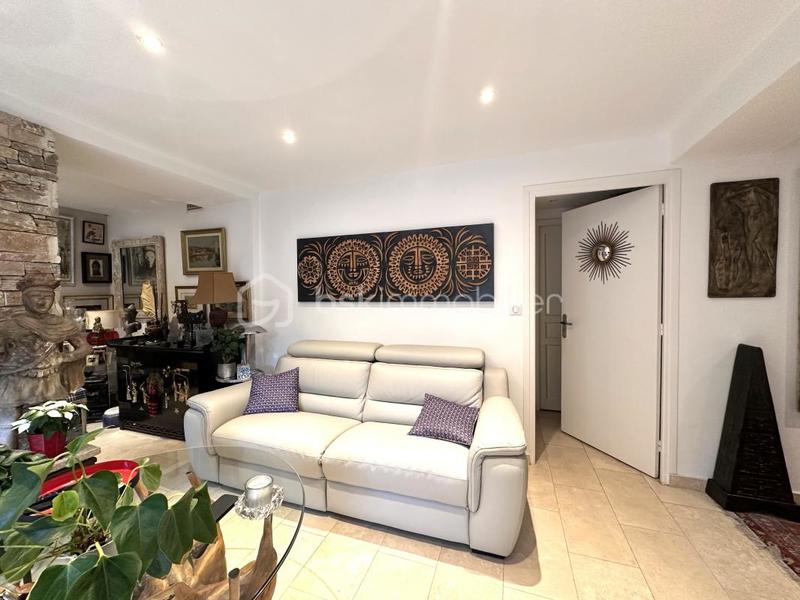 Villa - 164 m² - 6 pièces