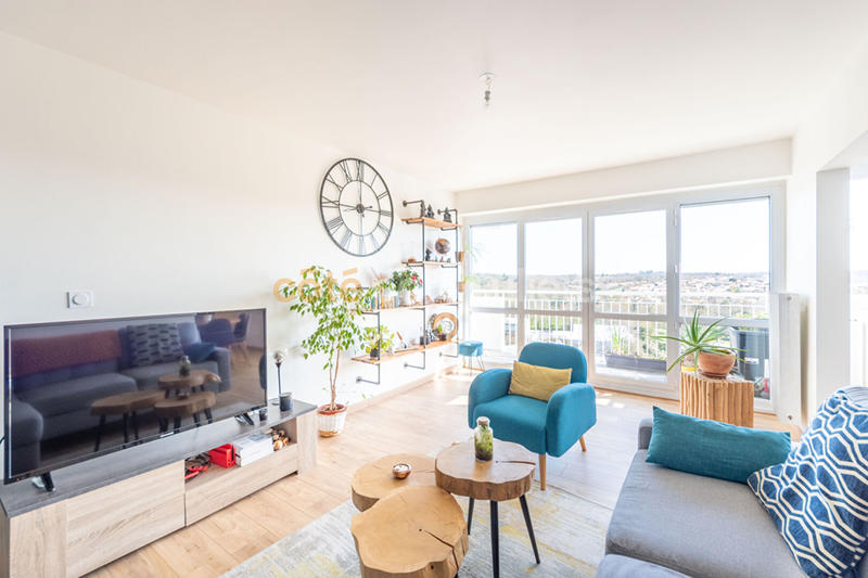 Appartement - 79 m² - 4 pièces