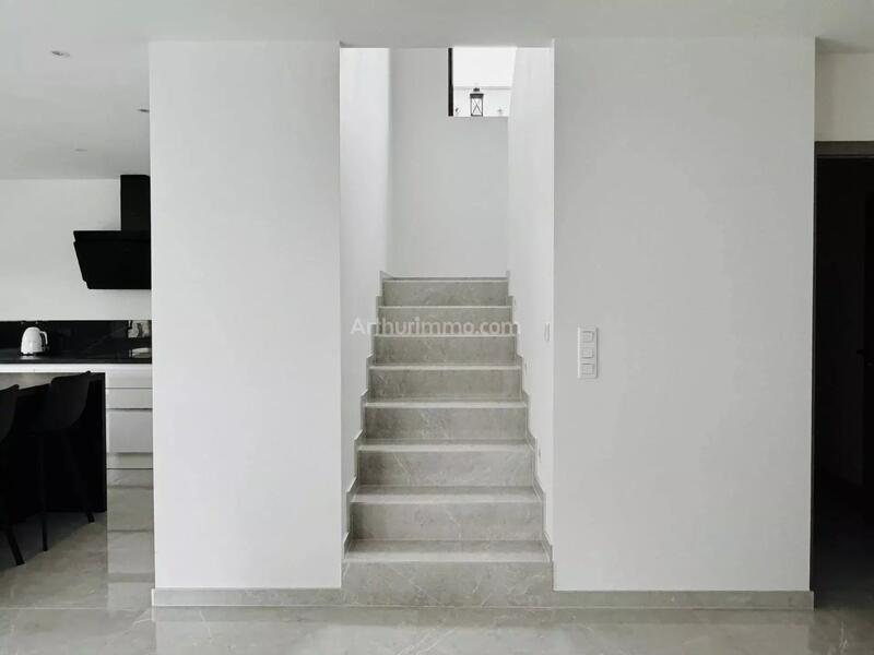 Maison - 138 m² - 7 pièces