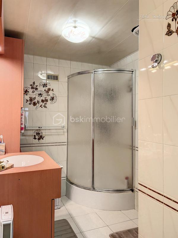 Maison - 147 m² - 7 pièces