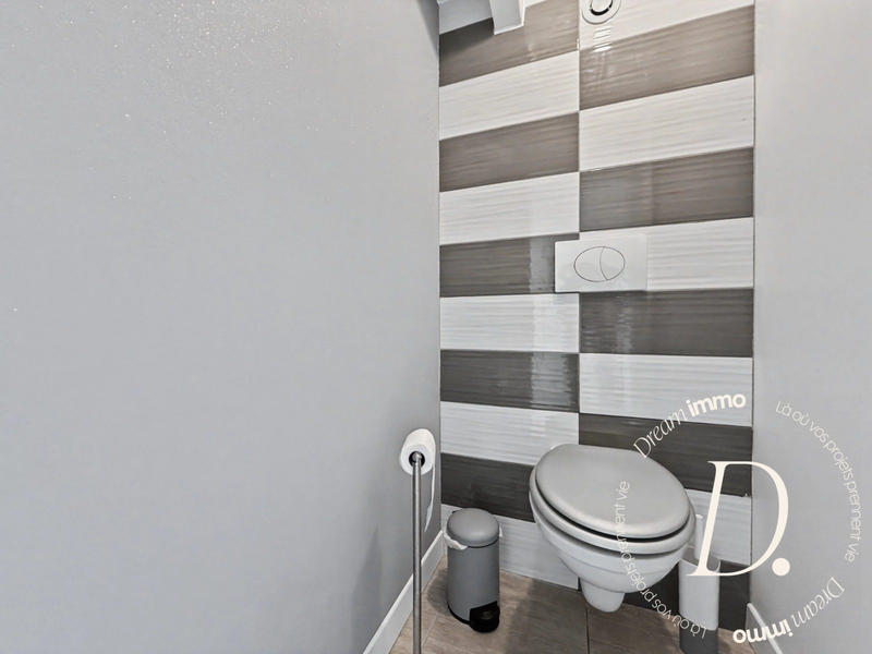 Maison - 108 m² - 4 pièces