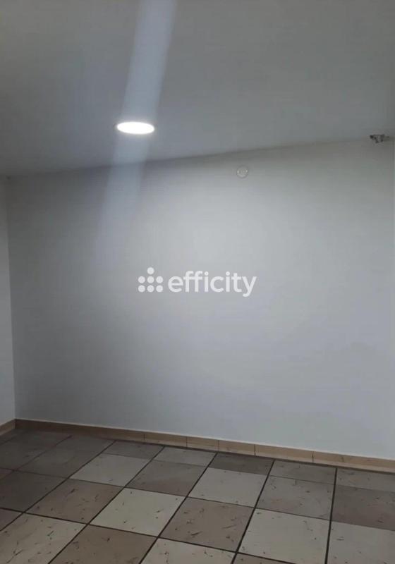 Pavillon - 250 m² - 10 pièces