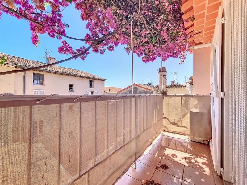 Maison - 90 m² - 3 pièces