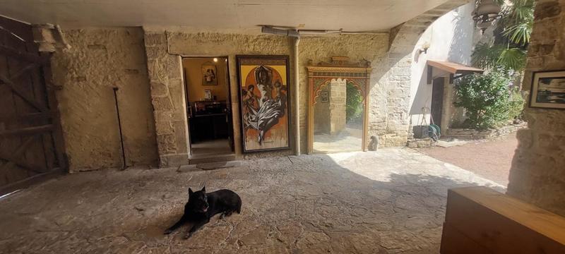 Maison - 248 m² - 9 pièces