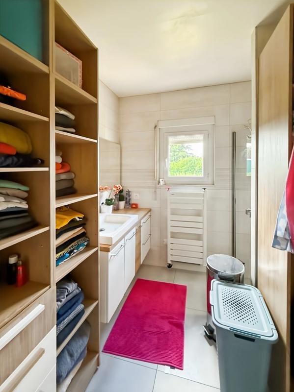 Maison - 185 m² - 6 pièces