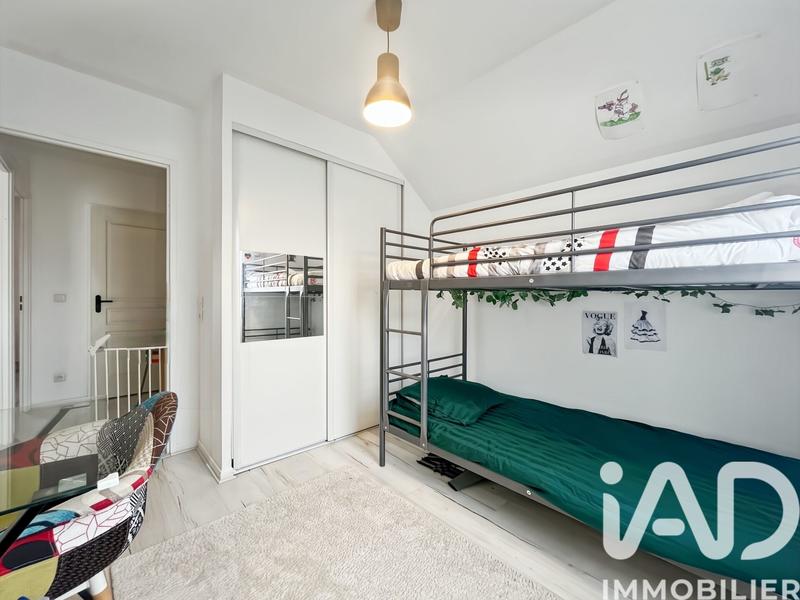 Maison - 80 m² - 5 pièces