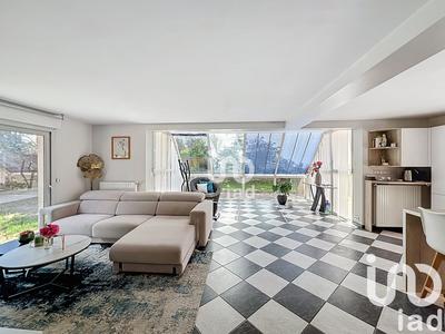 Maison - 131 m² - 7 pièces