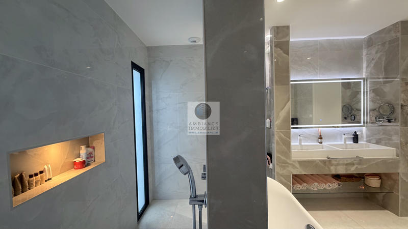 Maison - 173 m² - 5 pièces