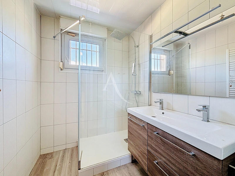 Maison - 118 m² - 6 pièces