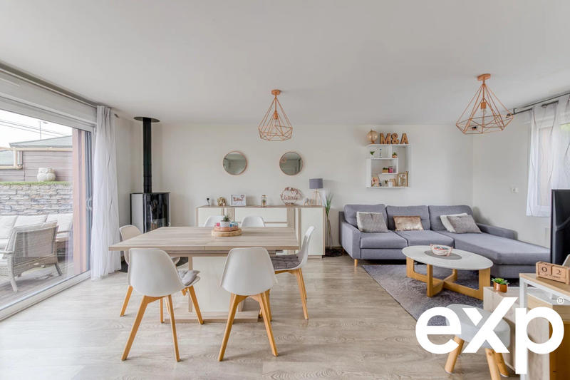 Maison - 85 m² - 5 pièces