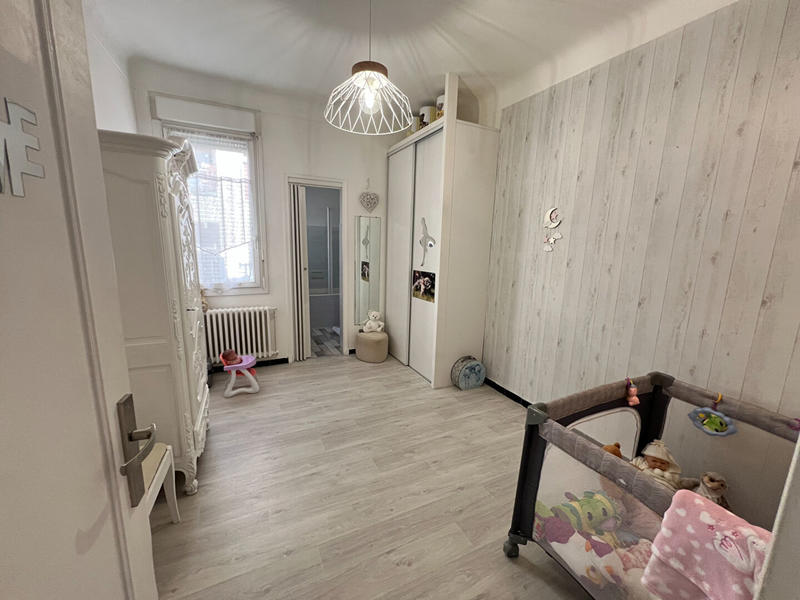 Maison - 140 m² - 8 pièces