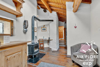 Maison - 438 m² - 12 pièces