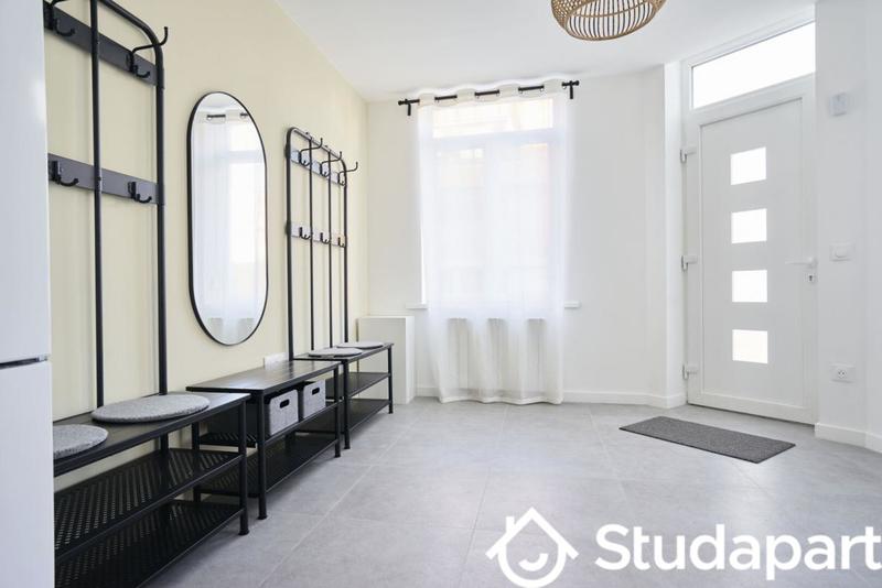 Chambre - 10 m² - 1 pièce