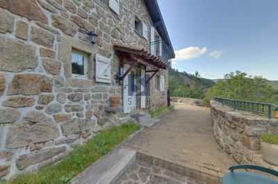 Maison - 113 m² - 5 pièces