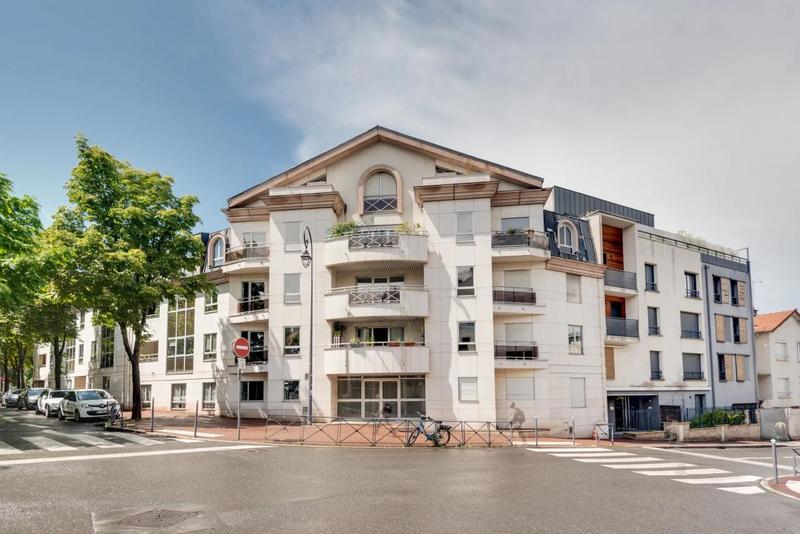 Appartement - 87 m² - 4 pièces