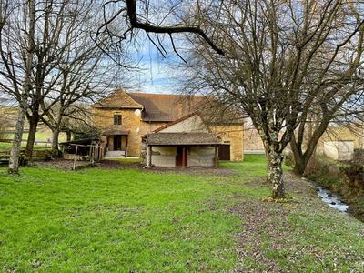 Maison - 107 m² - 4 pièces