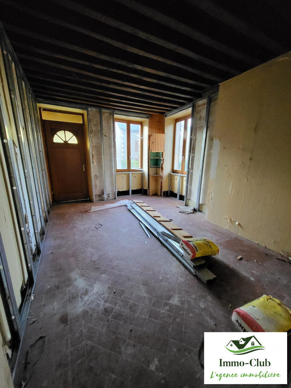 Maison ancienne - 180 m² - 3 pièces