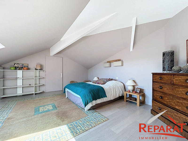 Maison contemporaine - 280 m² - 7 pièces