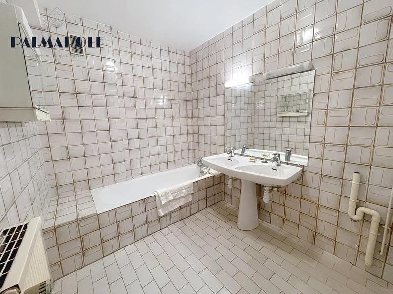 Appartement - 93 m² - 4 pièces