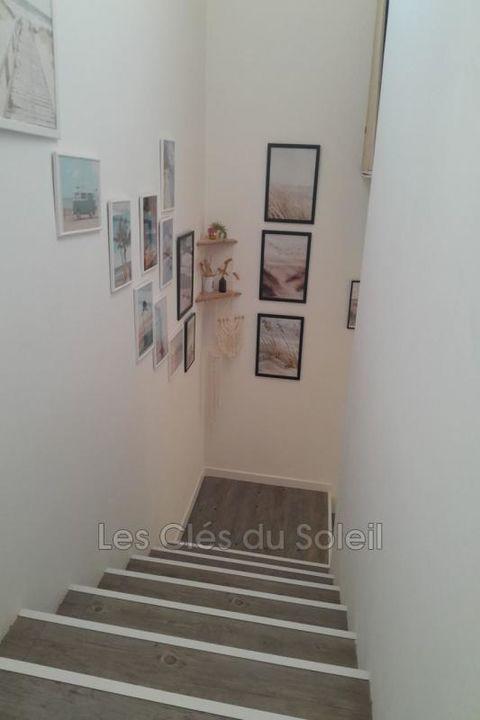 Maison - 180 m² - 5 pièces