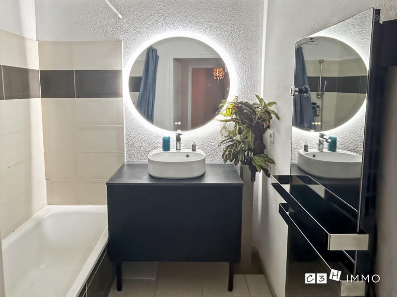 Appartement - 43 m² - 2 pièces