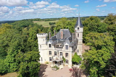 Maison - 420 m² - 13 pièces