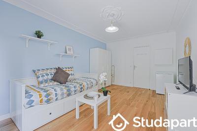 Chambre - 11 m² - 1 pièce