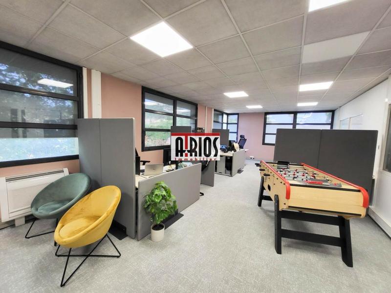 Local d'activité / Entrepôt - 780 m²