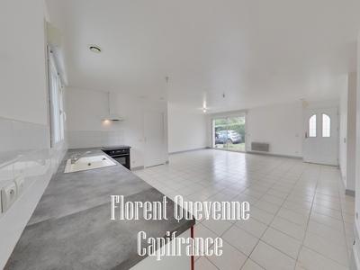 Maison - 91 m² - 5 pièces