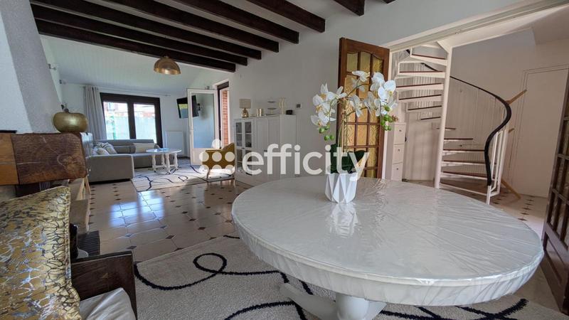 Maison - 85 m² - 5 pièces