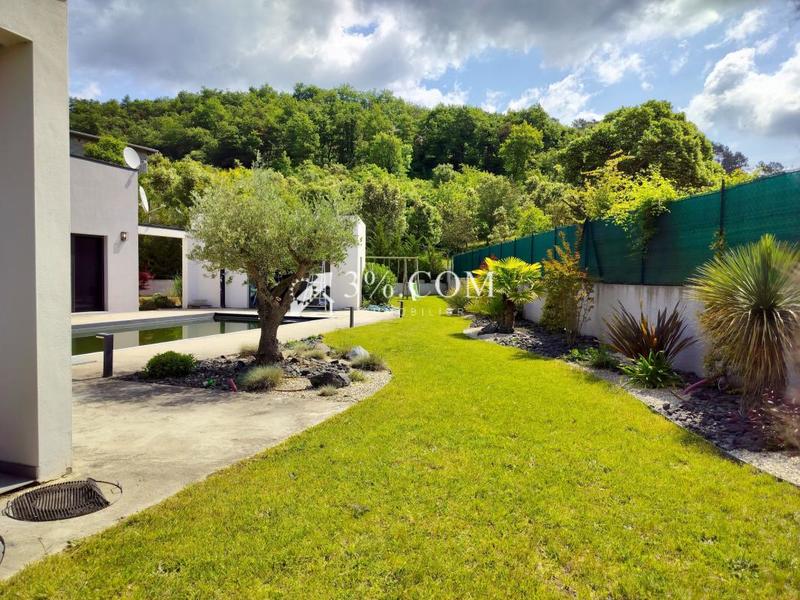 Villa - 200 m² - 7 pièces