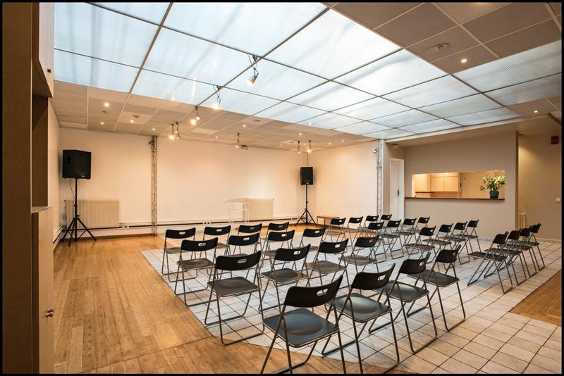 Loft - 216 m² - 5 pièces