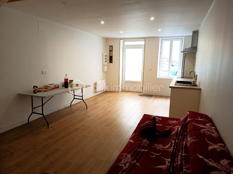 Maison de village - 85 m² - 4 pièces