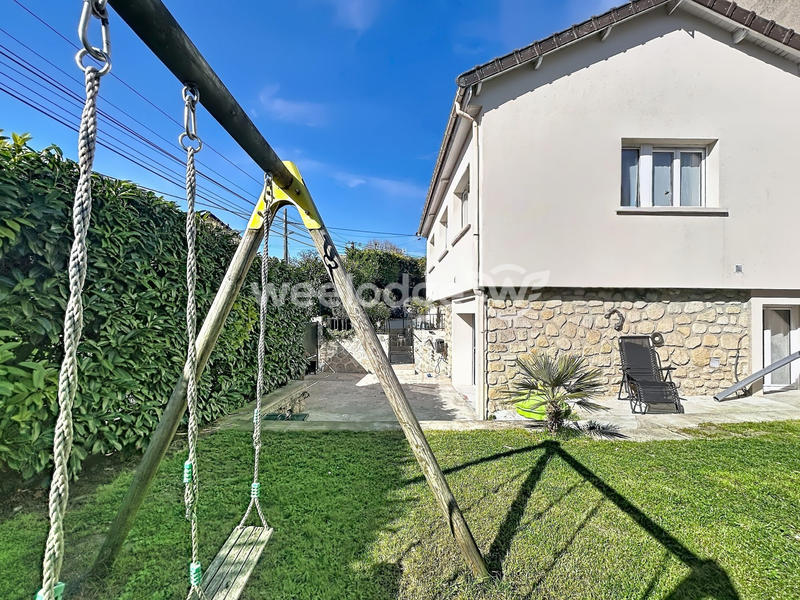 Maison - 88 m² - 4 pièces
