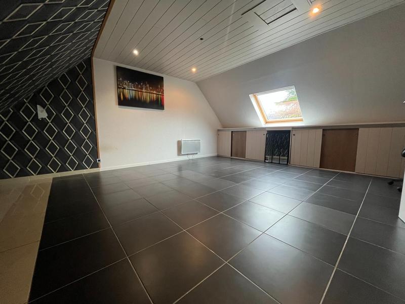 Maison - 142 m² - 7 pièces