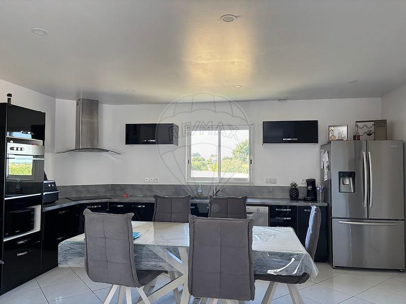 Maison - 117 m² - 4 pièces