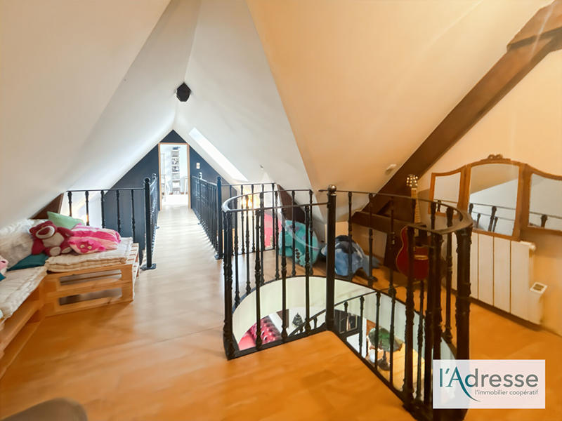 Maison - 173 m² - 8 pièces