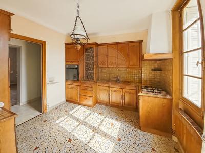 Appartement - 79 m² - 4 pièces