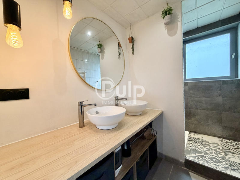 Corps de ferme - 190 m² - 8 pièces