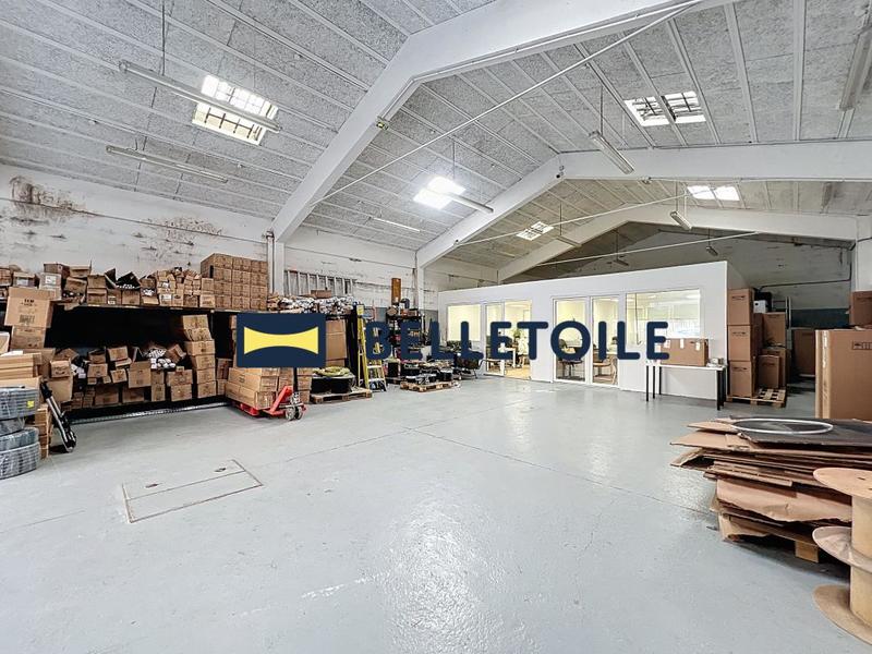 Local commercial - 472 m²